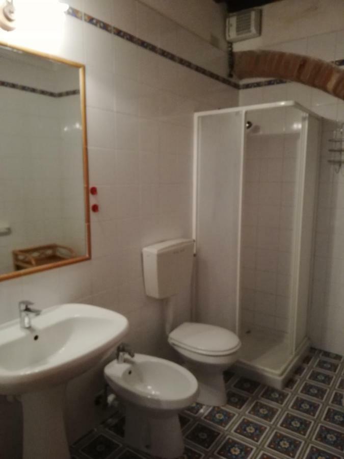 산지미냐노 Agriturismo Le Rote 빌라 외부 사진