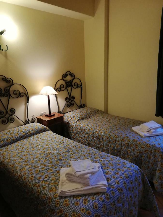 산지미냐노 Agriturismo Le Rote 빌라 외부 사진